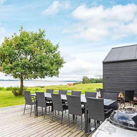 Holiday home Iv *